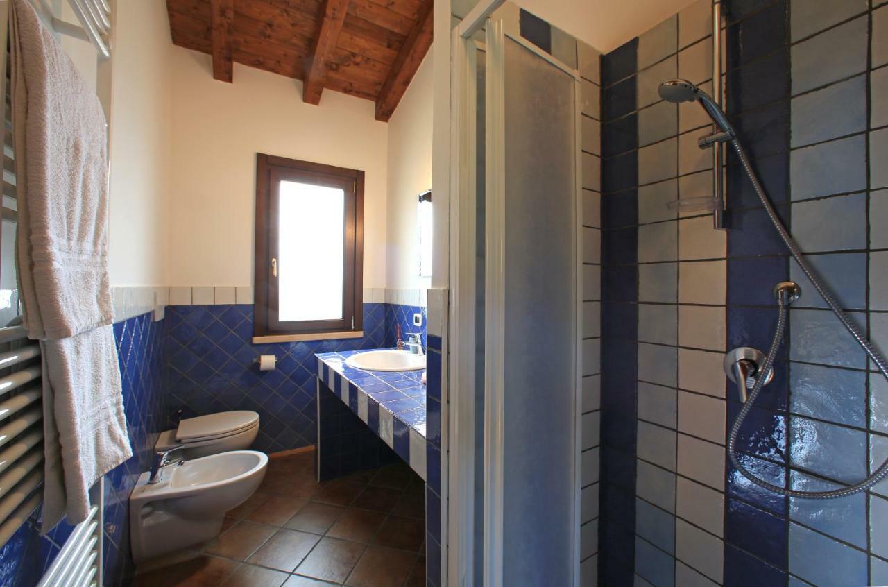 Casale Madeccia Guest House Sonnino Eksteriør bilde
